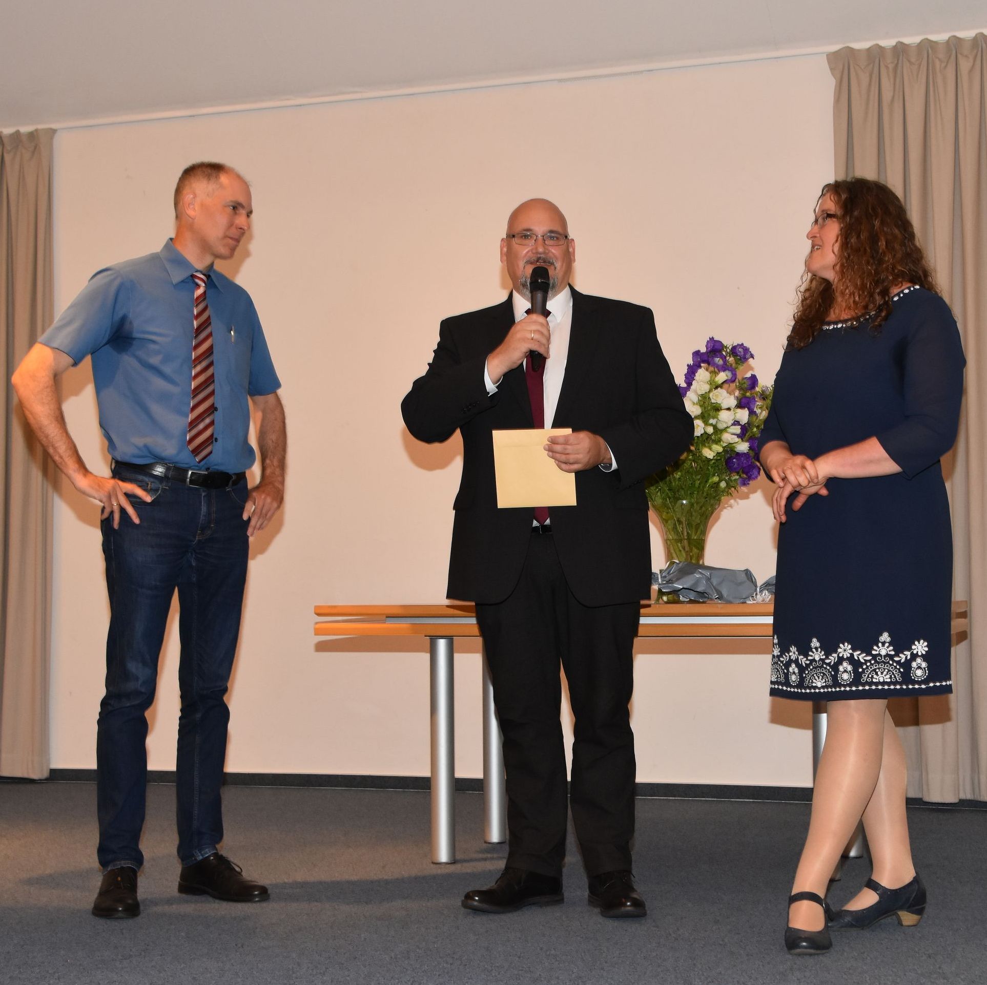 Verabschiedung von Veit Claesberg als dem Dienst als Pastoralreferent der EFG Wiedenest, mit Manuel Lüling und Alexandra Claesberg
